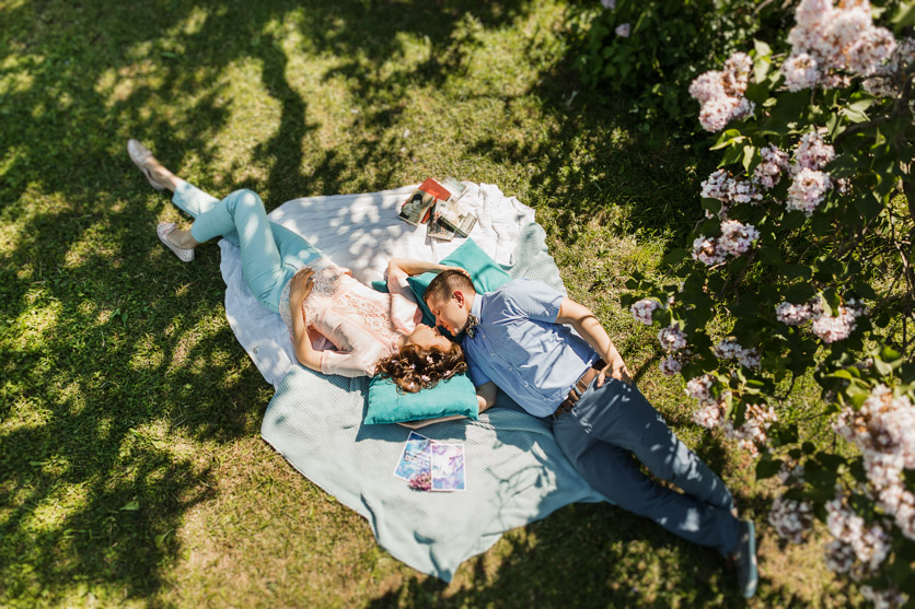 Свадебный фотограф Aleksandr Biryukov Раменское Жуковский Москва | Сиреневый сад Love story Ивана и Юлии